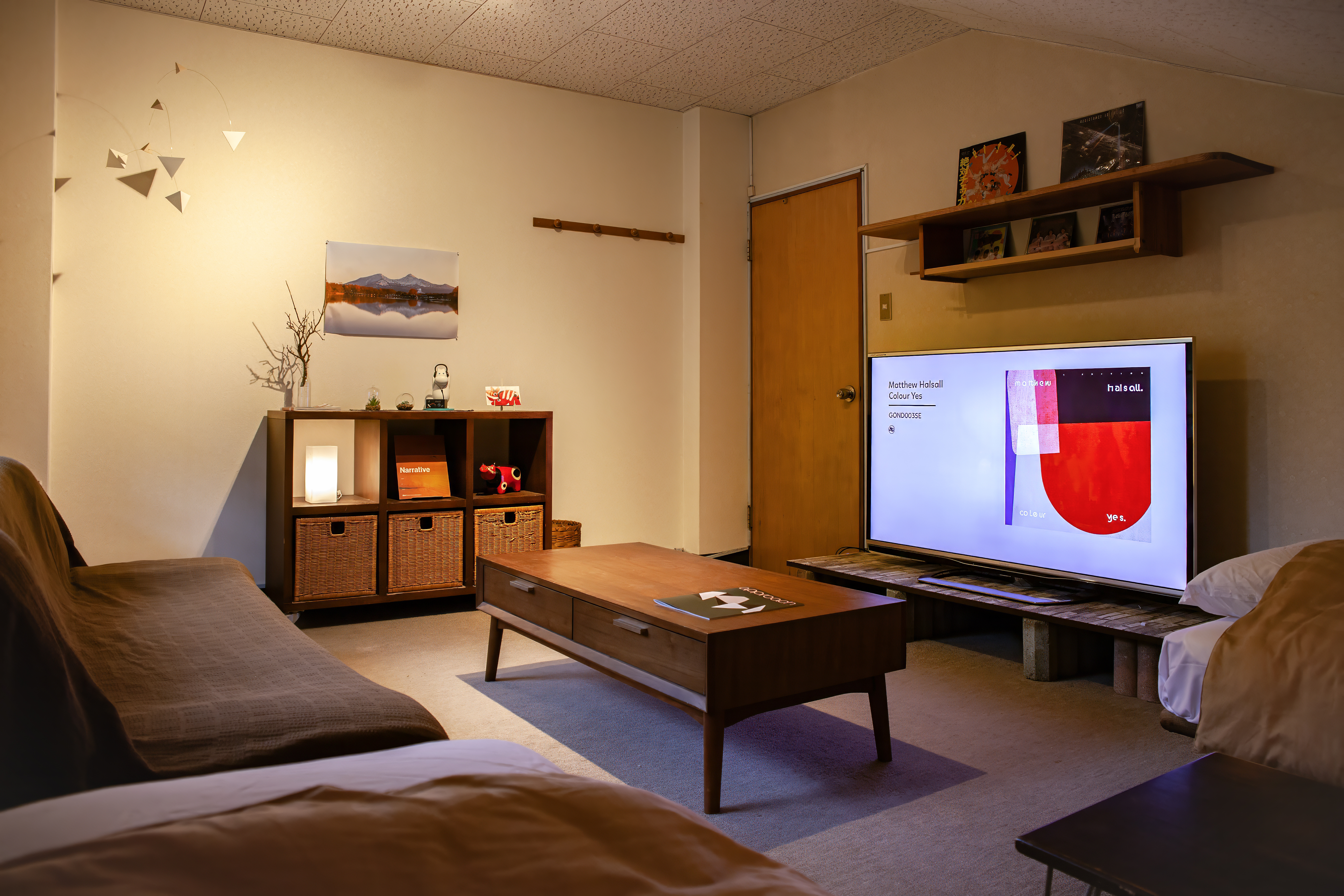 遊んだあとは森のペンションでひと休み